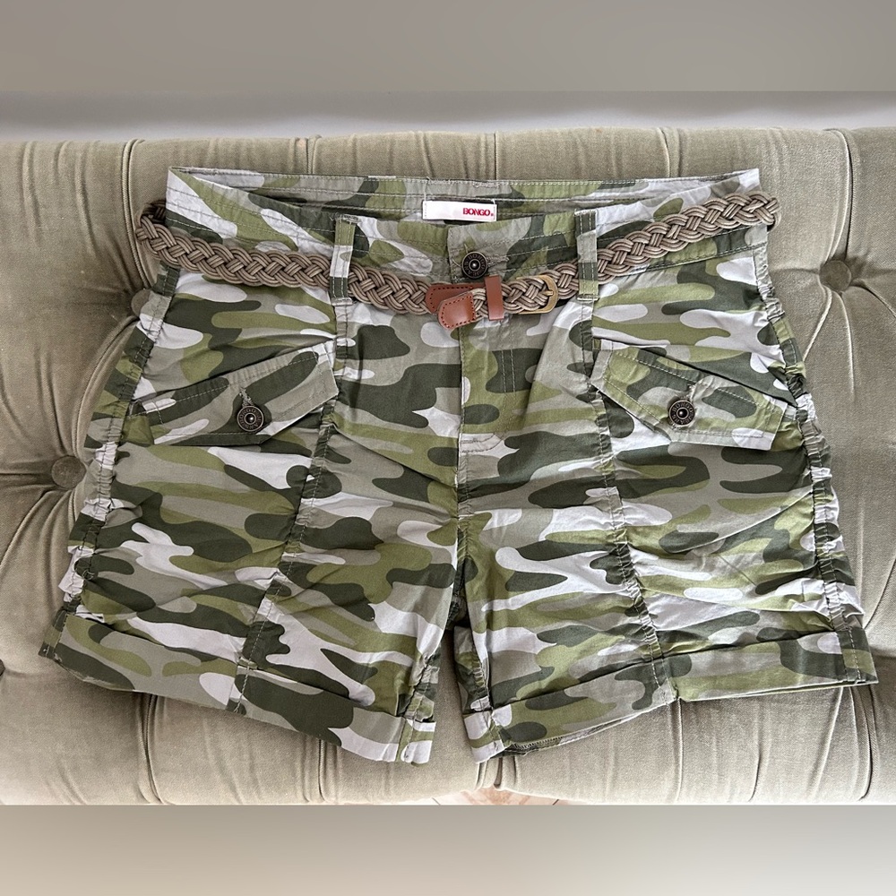 Bongo Size 5 shorts Women’s Junior’s Camo Ruched Braid Belt Cotton/Spandex NWOT